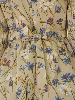 Платье с вырезом-сердечко