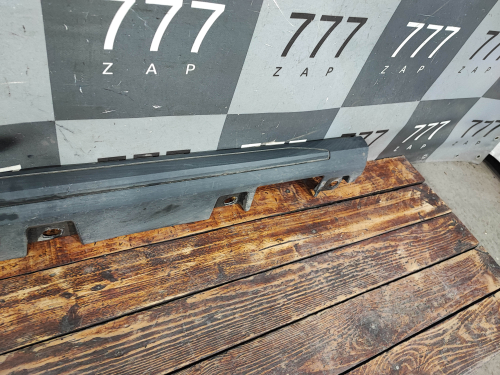 Накладка порога правого Haval Jolion 24-нв Б/У Оригинал 5006800XST01B