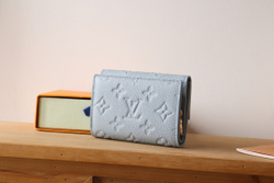 Louis Vuitton Metis Compact Wallet