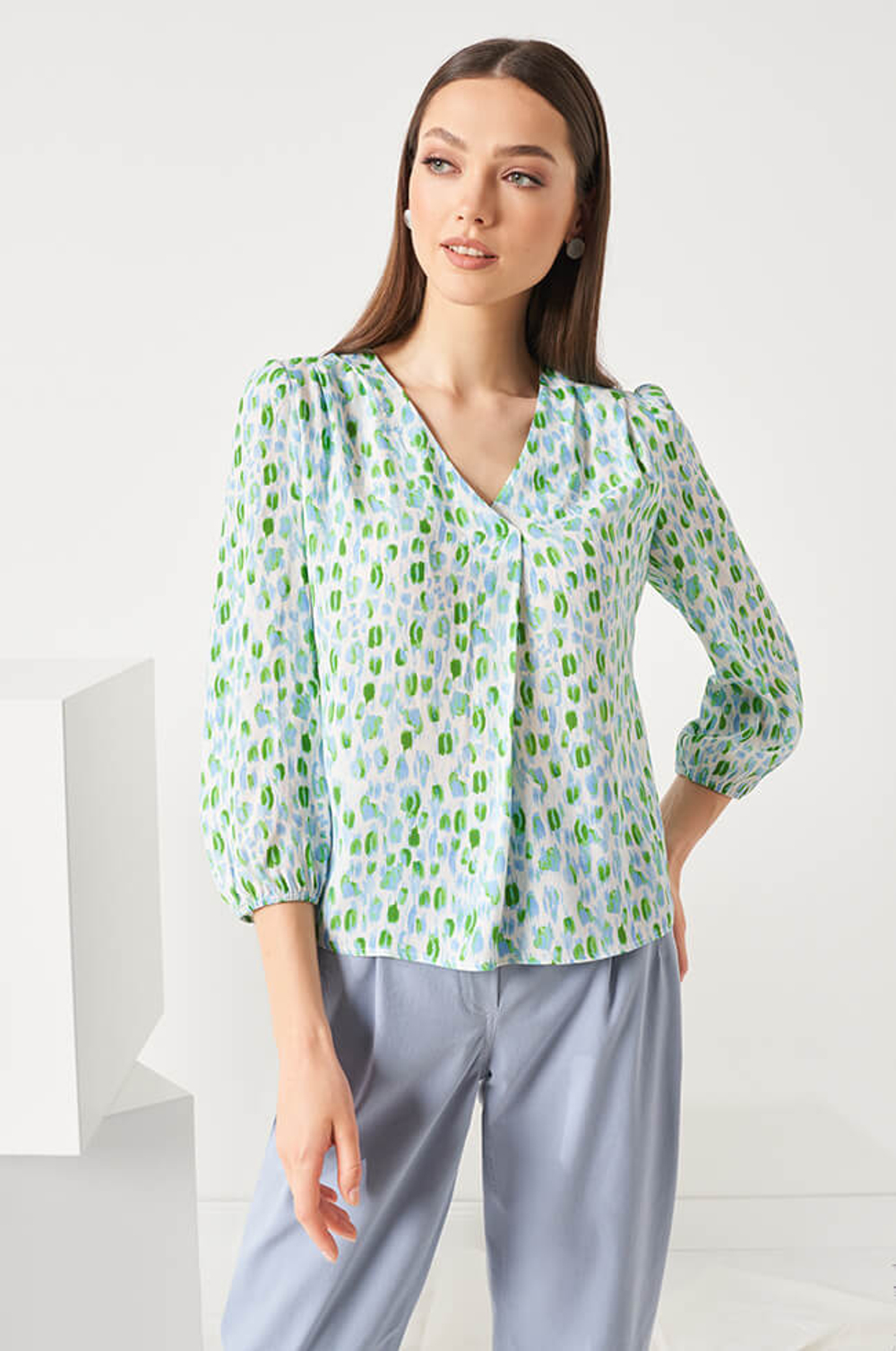 22845 Блузка женская (молочный принт)