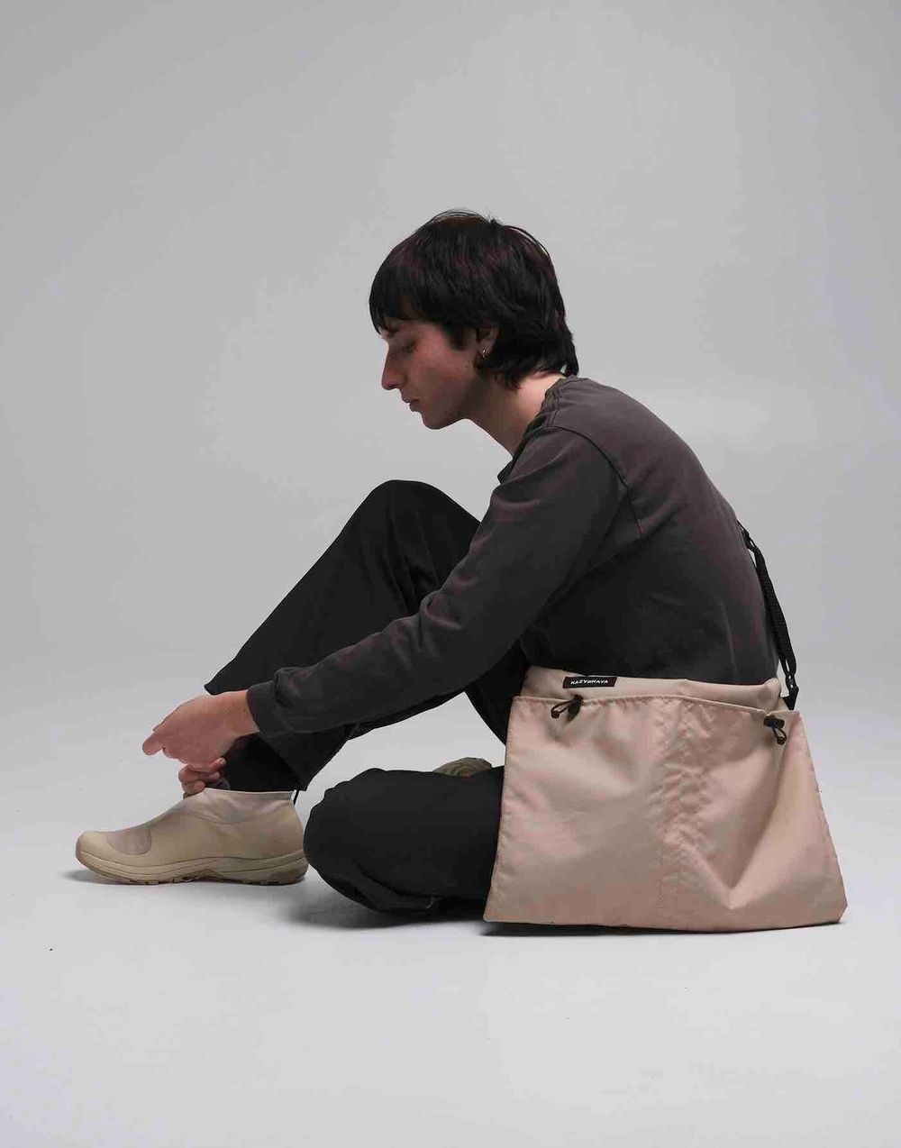 Сумка Kazyrnaya Тоут Cross бежевая