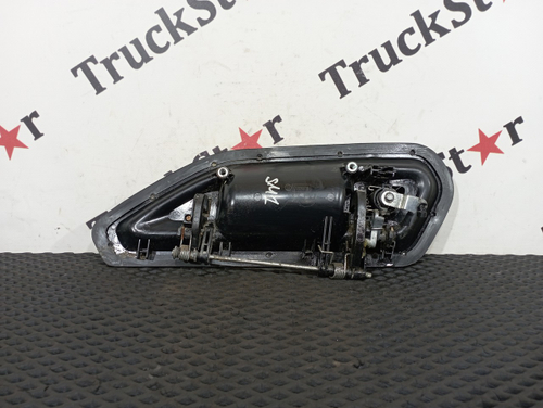 Ручка двери наружная правая 2023г.