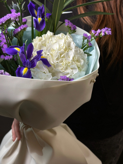 Сборный букет «Летний силуэт»