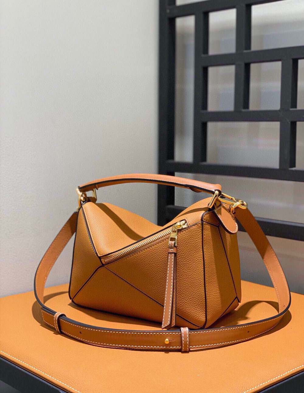 Loewe Puzzle 24 cm