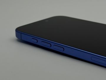 iPhone 16 256Gb Ultramarine
