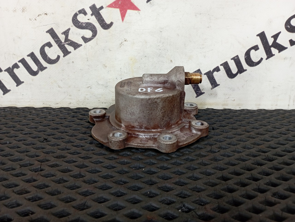 Крышка насоса масляного EATON 2023 г.