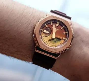 Наручные часы Casio G-Shock GM-2100CL-5ADR