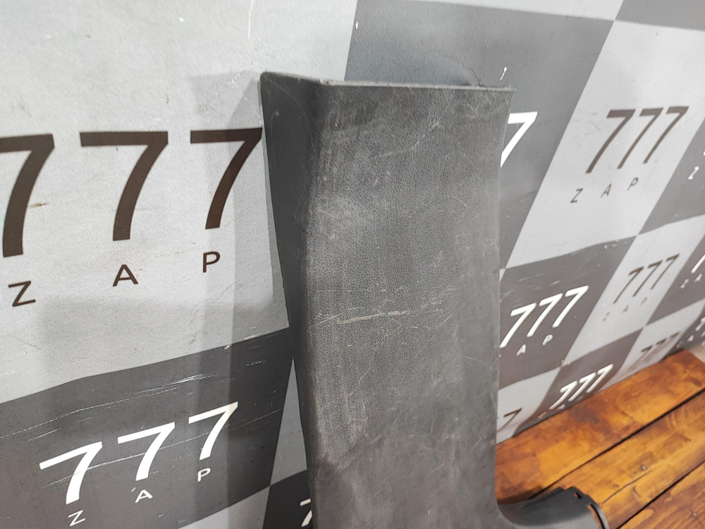 Обшивка центральной стойки Chevrolet Cruze БУ Оригинал 95954647