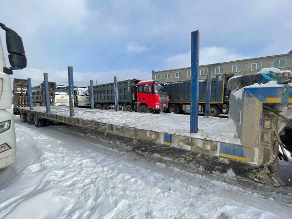 AMUR LYR9* Полуприцеп тяжеловоз 3 оси LYR9606TDP (Не раздвижной)