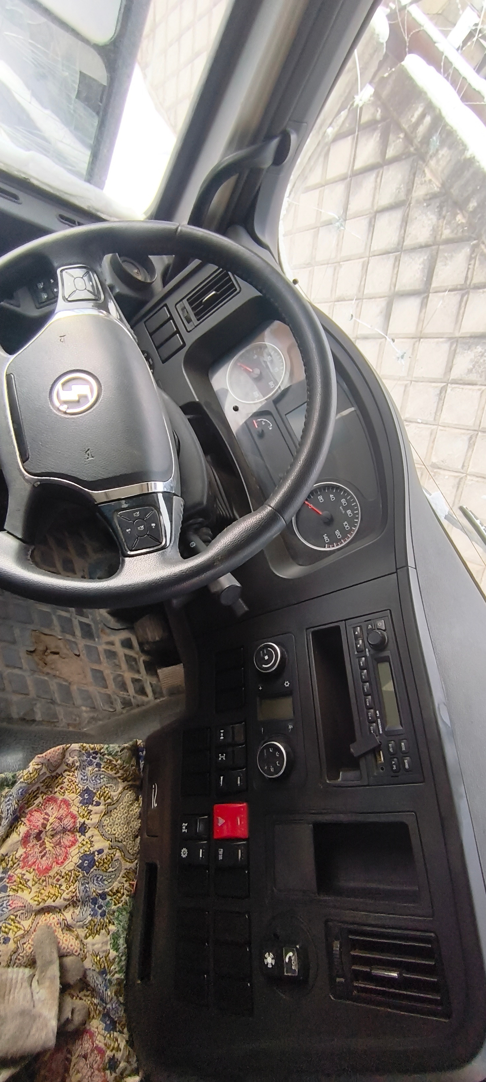 Shacman (Shaanxi) SX* 8x4 Самосвал SX331863366 (Дизельный, 12,5 л, 544 л.с., МТ)
