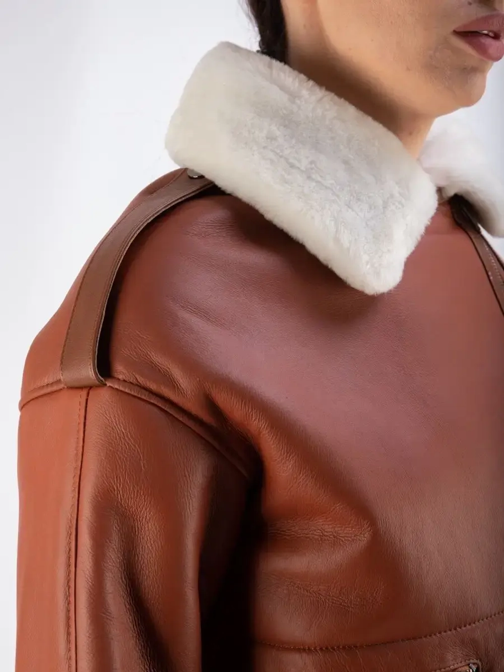 Дубленка женская натуральная зимняя