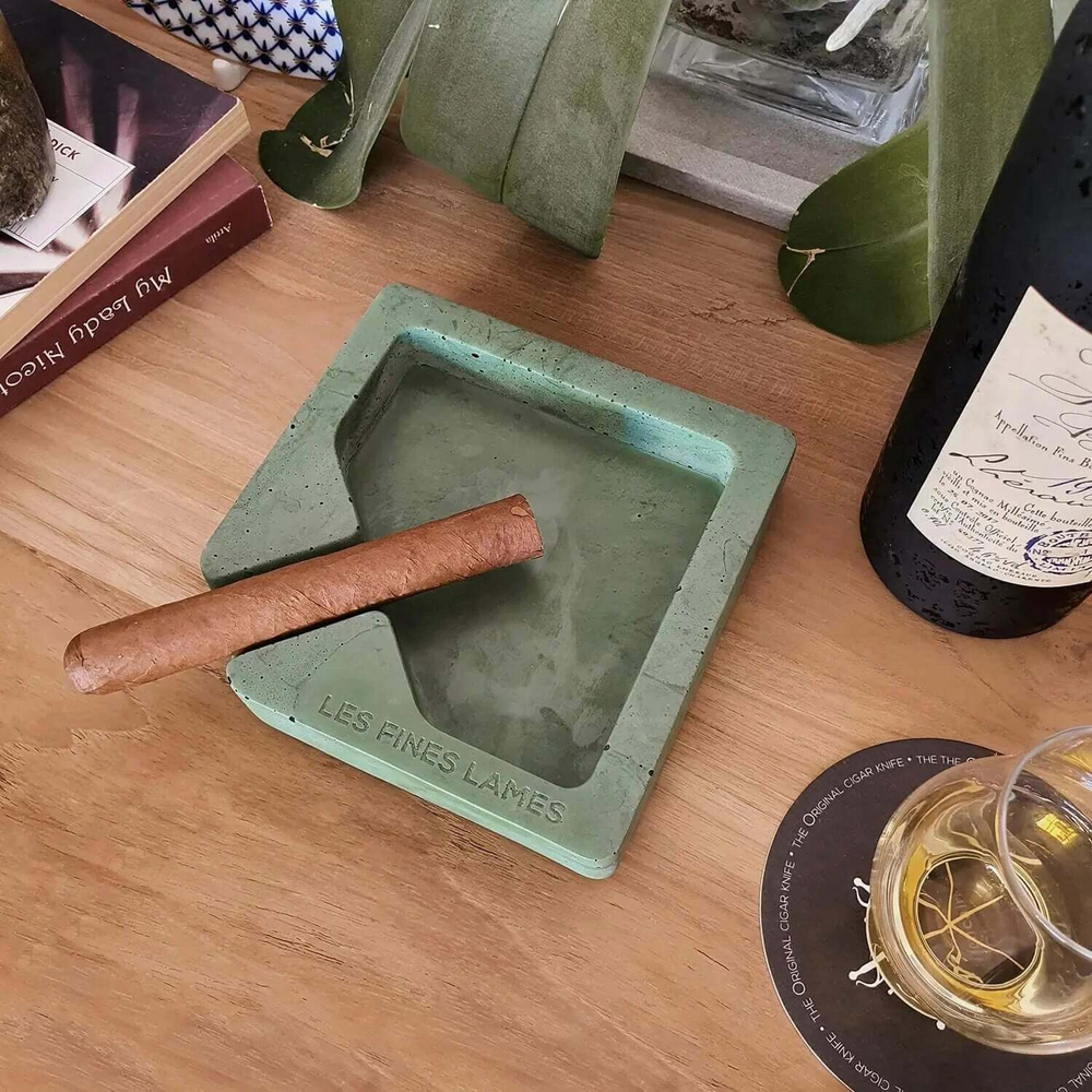 Пепельница Le Petit MONAD - Green Concrete Ashtray