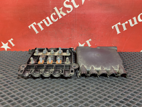 Блок силовых предохранителей 2019г