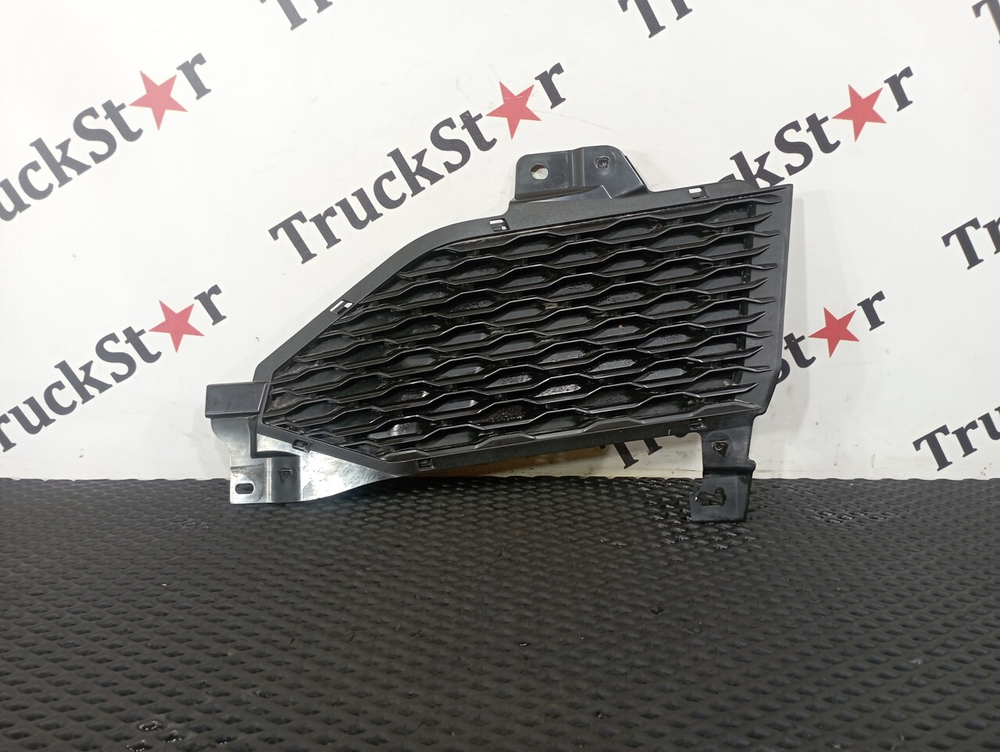 Накладка капота левая 2023г