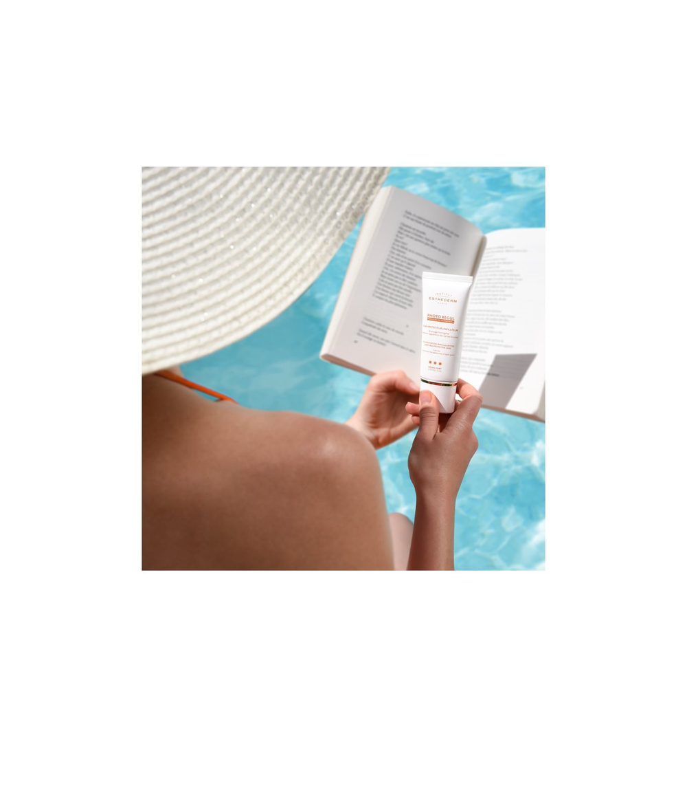 Institut Esthederm Photo Regul Pigmentation Irregularities Unifying Protective Care - комплексный уход за обесцвеченной кожей с высокой степенью защиты от ультрафиолета /   50  ml  / GTIN 3461020012355