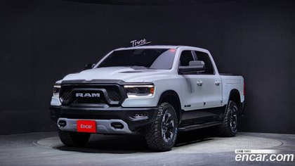 Dodge Ram Pickup 5.7 (12.2020)