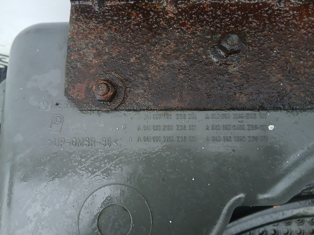 Ящик инструментальный левый в сборе