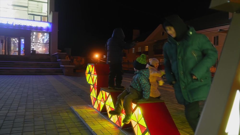 Скамейка "Змейка" световая