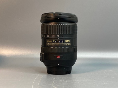 Nikon 18-200mm 3.5-5.6G ED AF-S VR DX