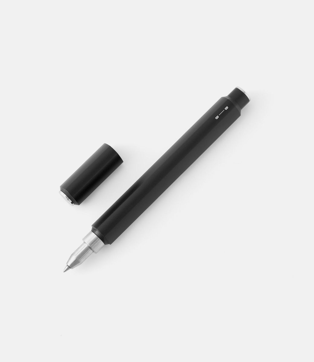 Before Breakfast Onigiri Rollerball Pen Black — ручка-роллер