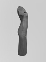 Платье 2551 однотонное с коротким рукавом и металлическими булавками