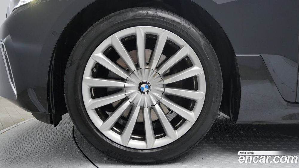 BMW 6 Series GT (G32) (03.2021)
