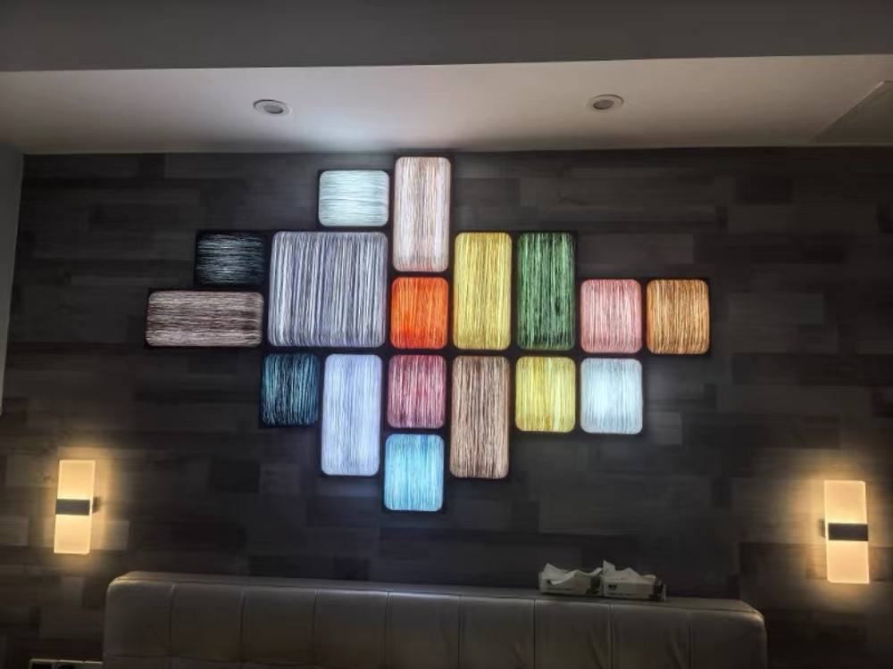 Wall design lamp Simon Says by Aqua Creations Studio