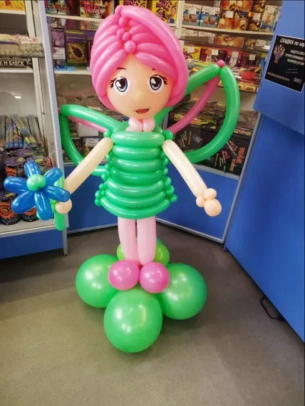 Фея с цветком