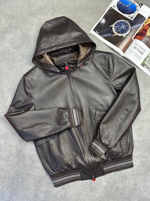 Кожаный бомбер Kiton