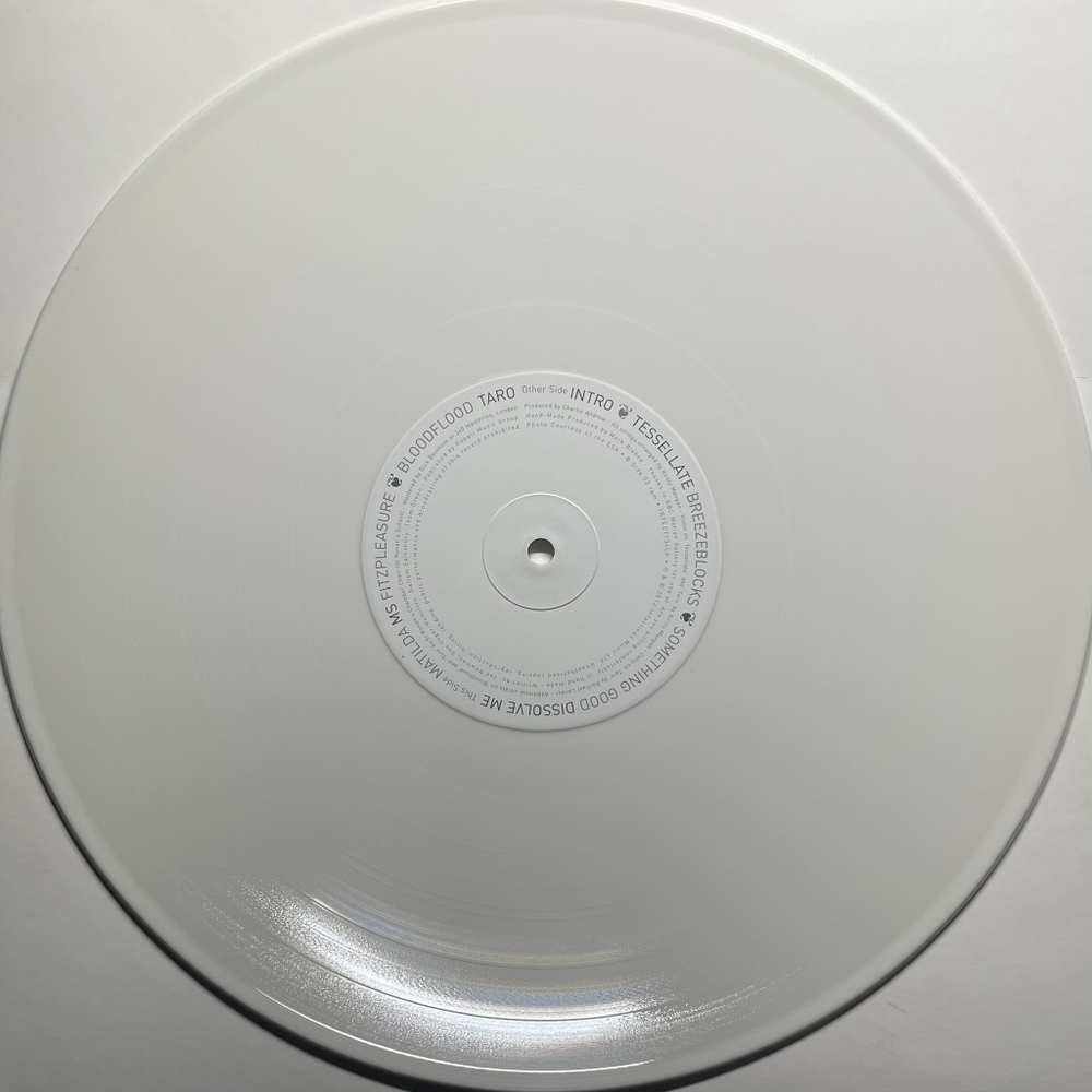 Alt-J ‎– An Awesome Wave (Англия 2012г.) White