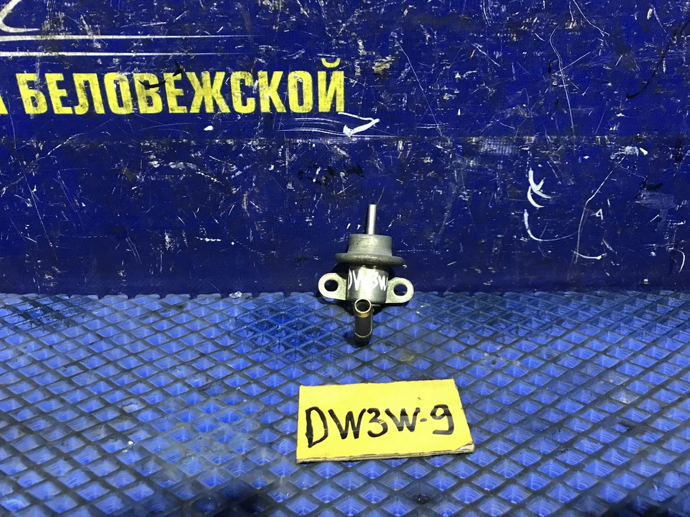 Регулятор давления топлива MAZDA DEMIO 2000