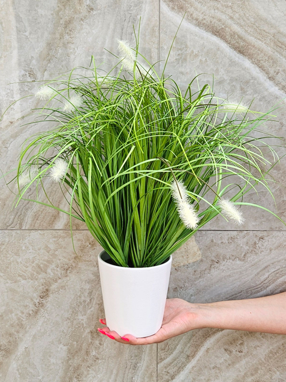 Искусственная Трава с белыми пушистиками 40см в кашпо