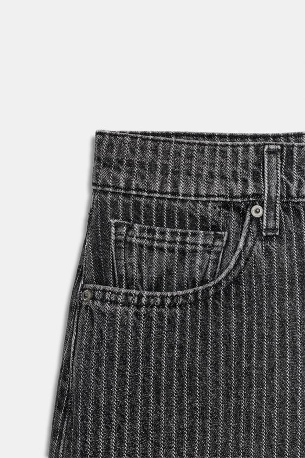 ZARA ДЖИНСЫ ZW COLLECTION КЮЛОТЫ СО СРЕДНЕЙ ПОСАДКОЙ В ПОЛОСКУ, ЧЕРНЫЙ