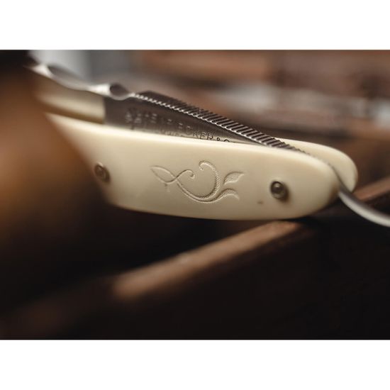 Опасная бритва Boker 140224 The Historical Barber 6/8