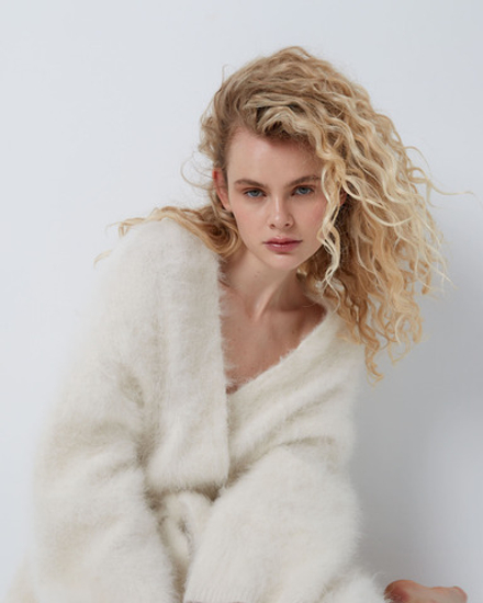 Кардиган из альпака молочный