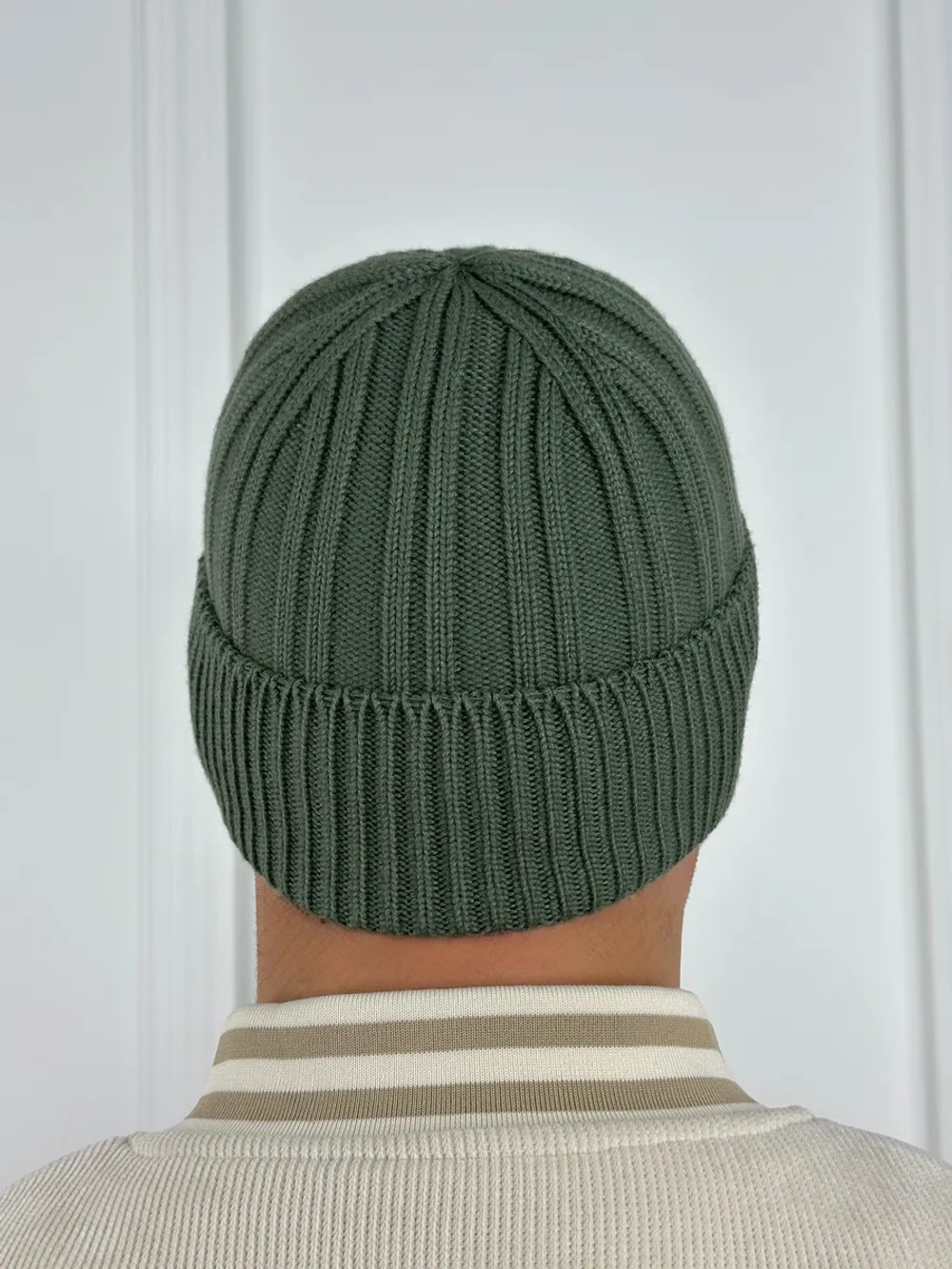 шапка вязаная теплая с отворотом стильная