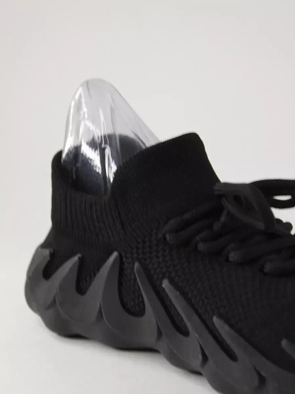 Кроссовки Изики детские - Yeezy boost