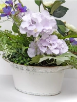 Композиция в металлическом кашпо "Весенний сад"