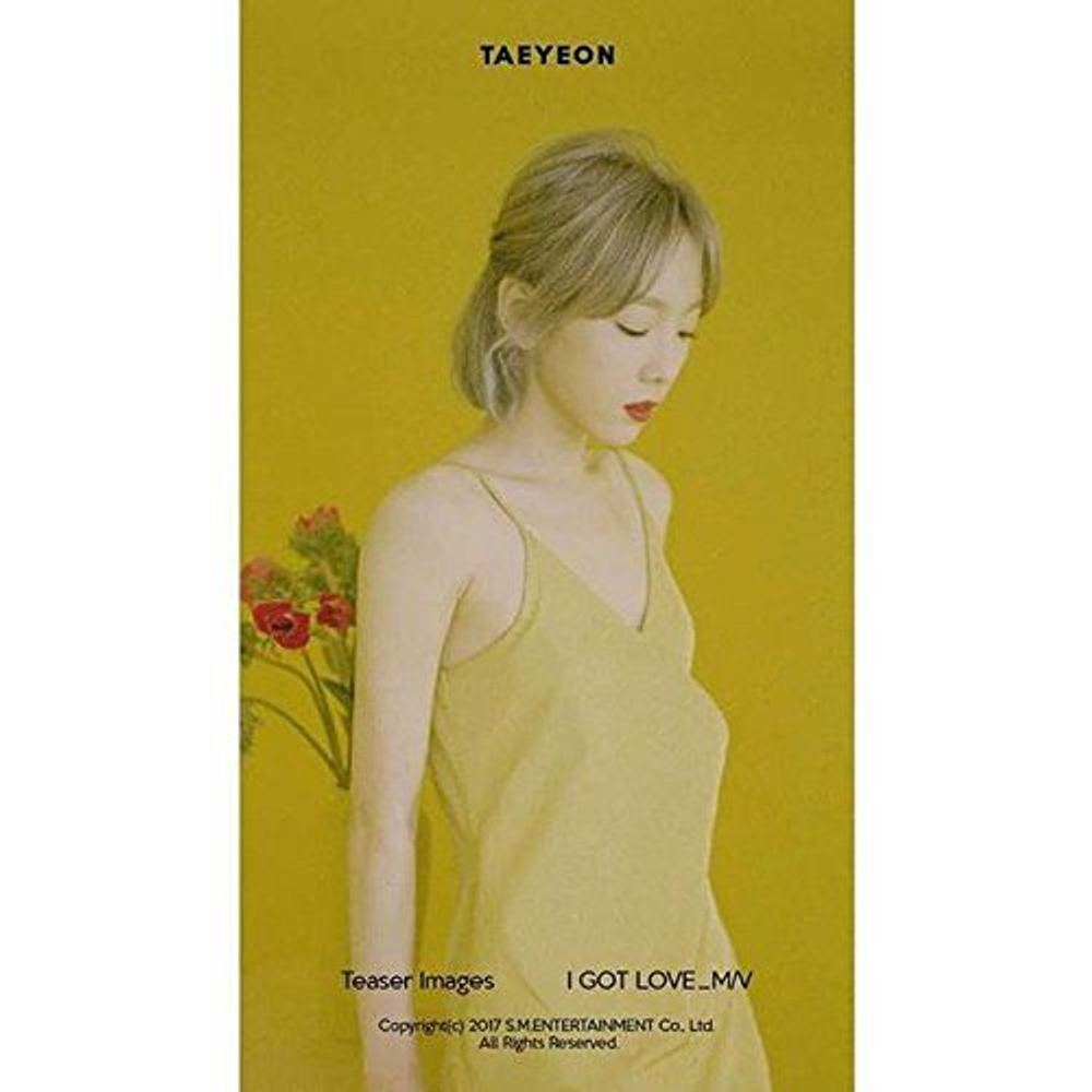 Альбом TAEYEON - MY VOICE 1st Album 2 Version SET