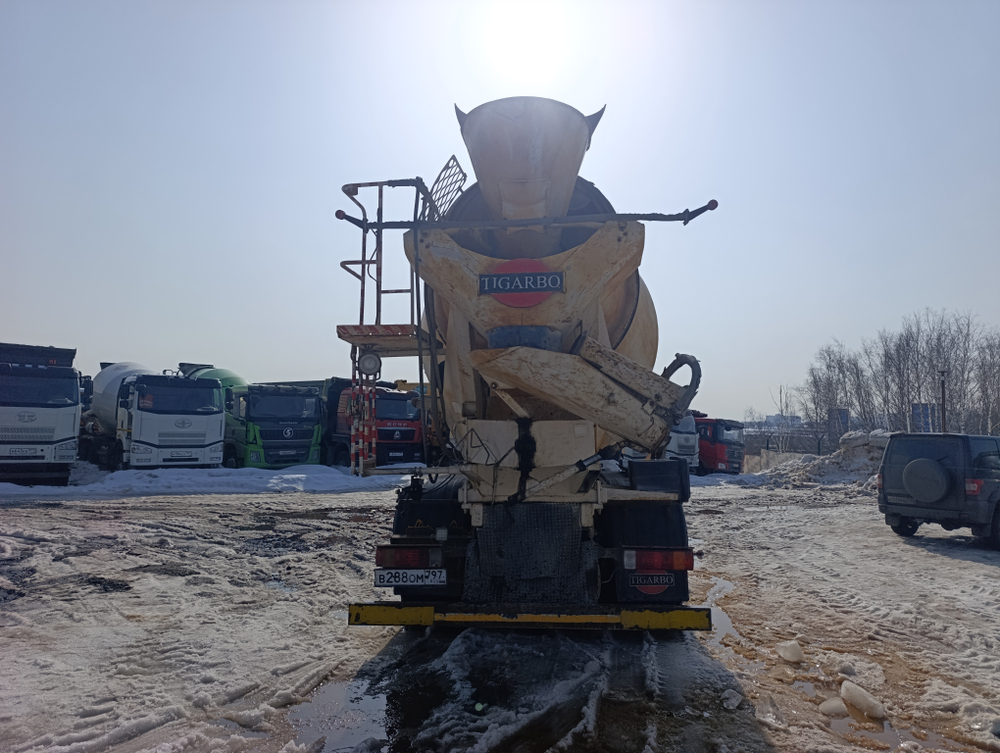 TIGARBO 6936* на шасси FAW CA 3250 6x4 Автобетоносмеситель 69366P (Дизельный, 11,1 л, 390 л.с., МТ)