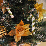 Елка настольная 40см в золотистой корзинке, с украшениями, МВ-19В1604M