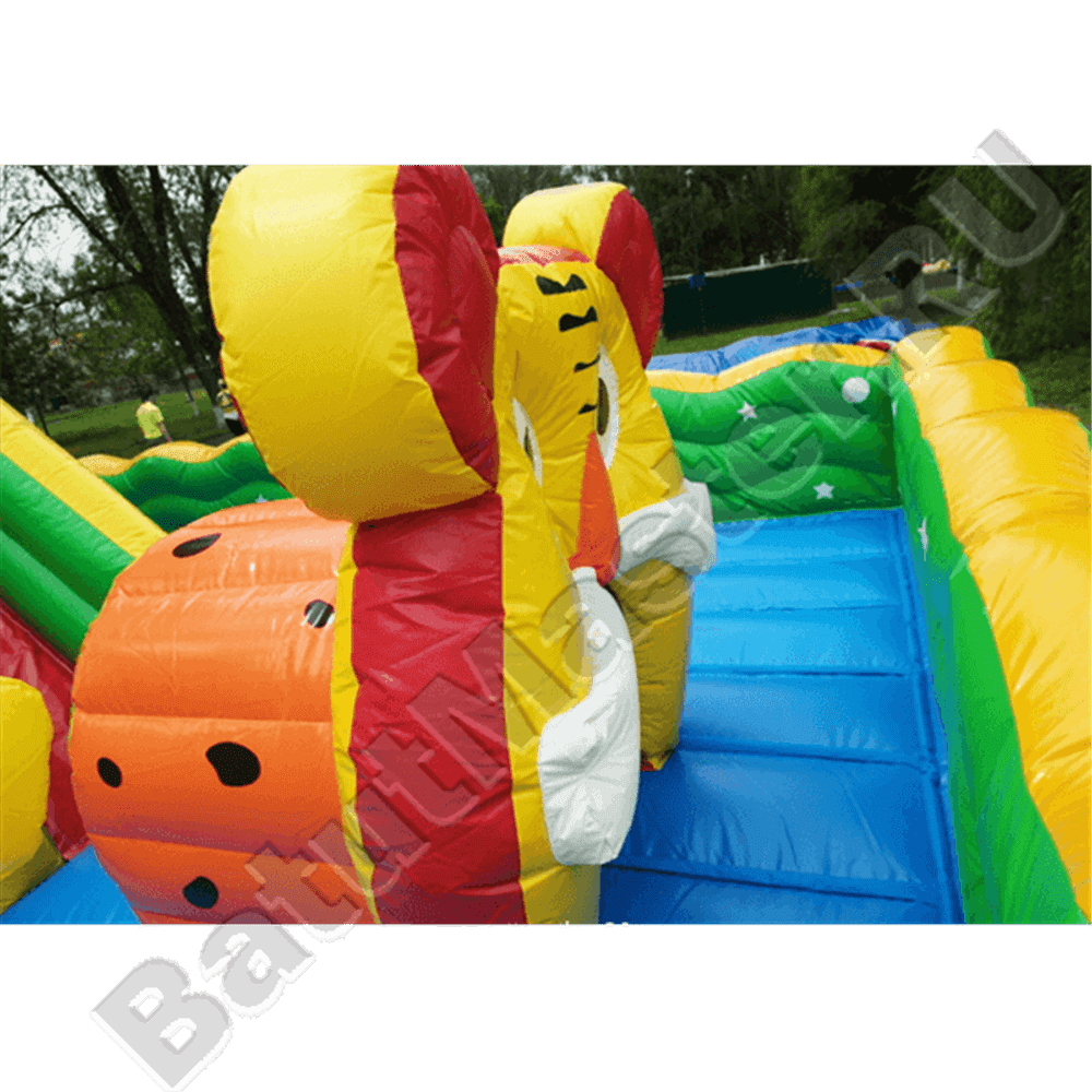 Большой надувной батут "Средневековье" 15*15*5 м