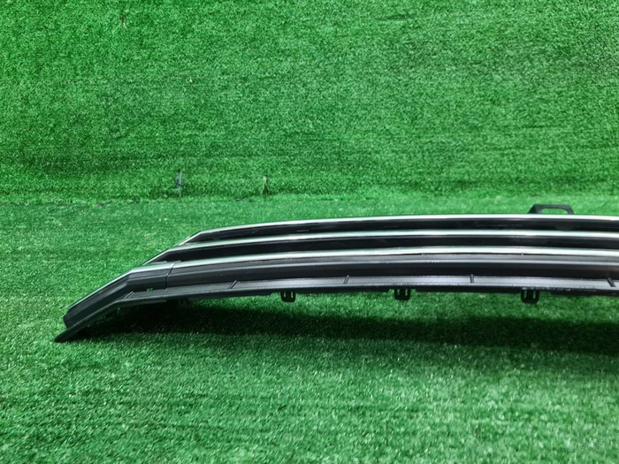 Решетка переднего бампера Highlander 3 U50 (16-19)