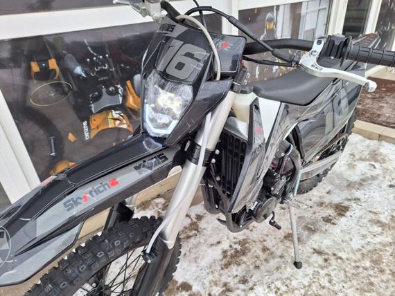 Мотоцикл кроссовый эндуро KEWS K16 NB300 21/18