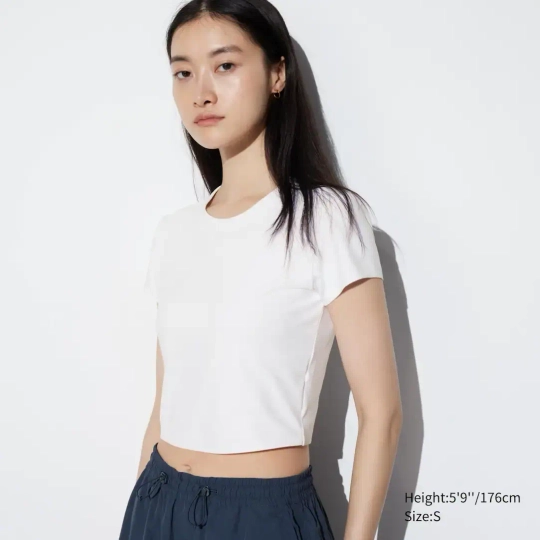 UNIQLO УКОРОЧЕННАЯ ФУТБОЛКА, БЕЛЫЙ