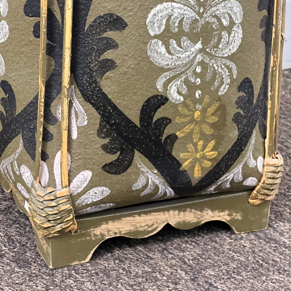 Ваза с крышкой 40 см