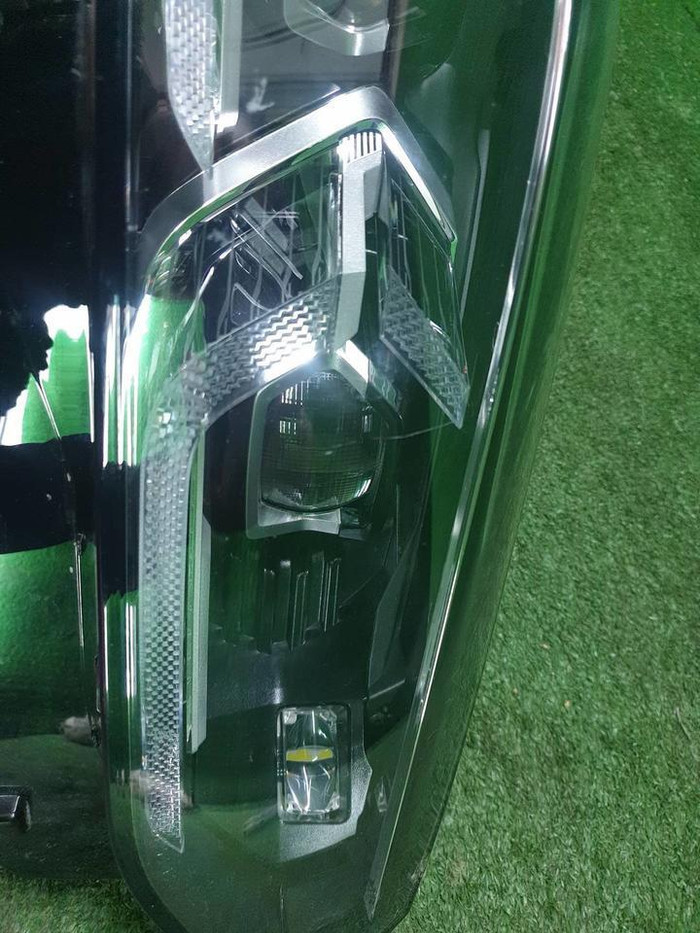 Фара правая BMW X3 G01 (2021-н.в.) LED
