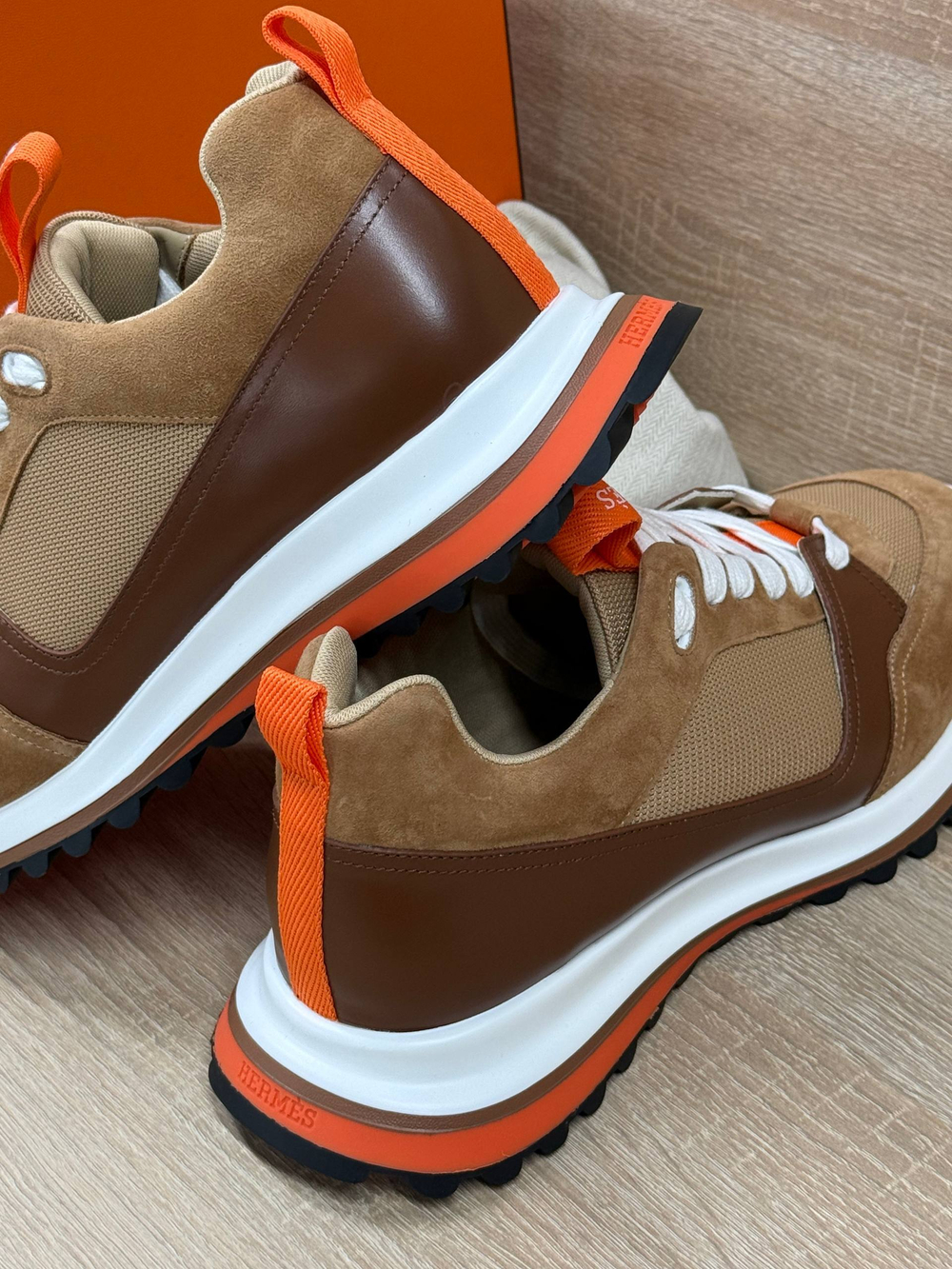 Кроссовки Hermes