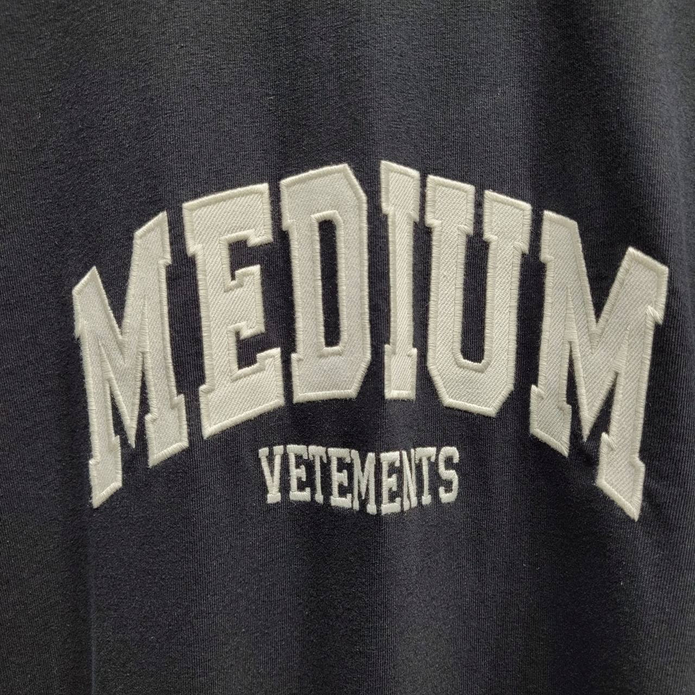 Футболка Vetements