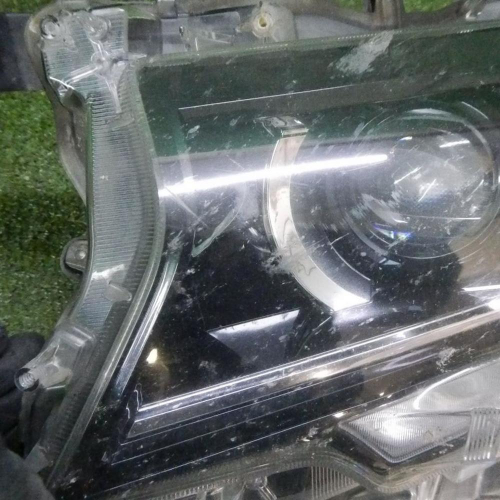Фара левая Toyota Land Cruiser Prado 150 (2017-н.в.) LED